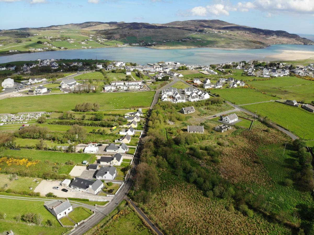 Kings Accommodation Donegal Town ภายนอก รูปภาพ